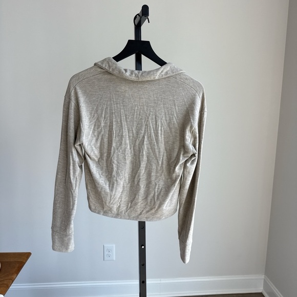 Abercrombie & Fitch top size XS - Picture 2 of 3